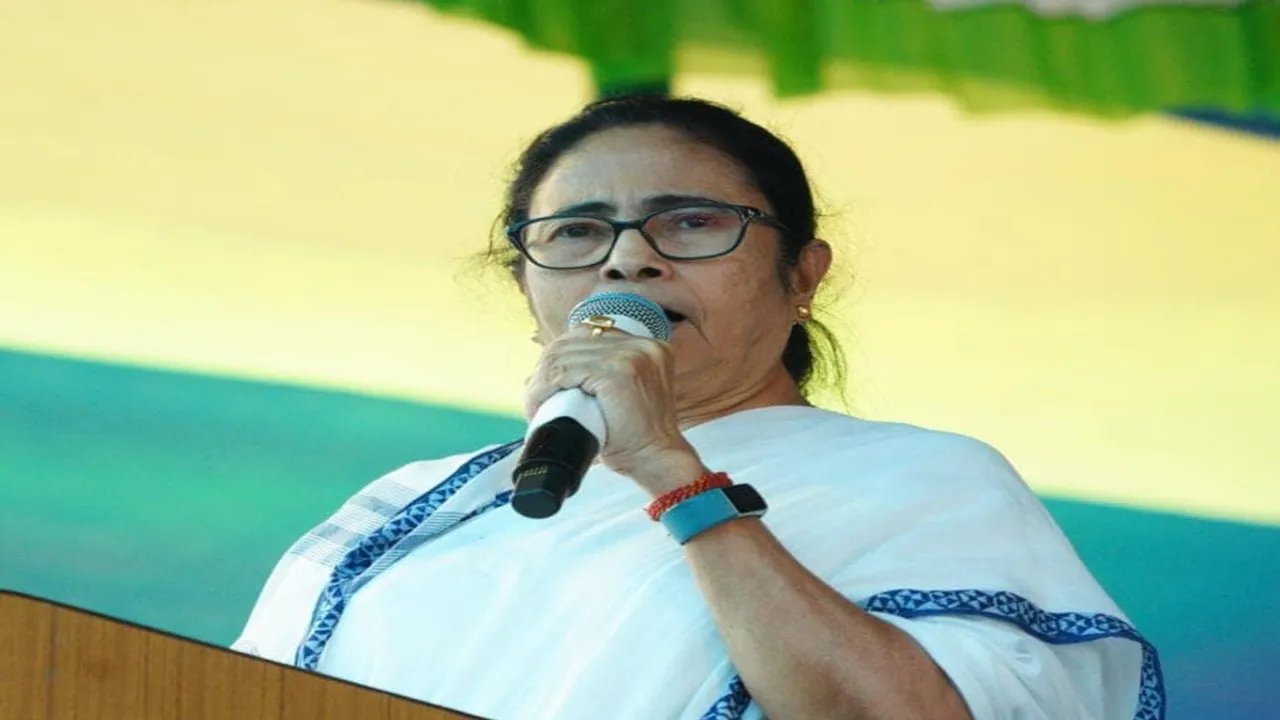 tmc mamata banerjee's meeting at najrul mancha kolkata updates