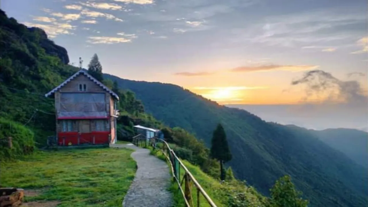 Short trip, Darjeeling, Offbeat Destination, dhotre, Offbeat Holiday destination, ছোট ট্যুর, দার্জিলিং, ধোত্রে, অফবিট হলিডে ডেস্টিনেশন