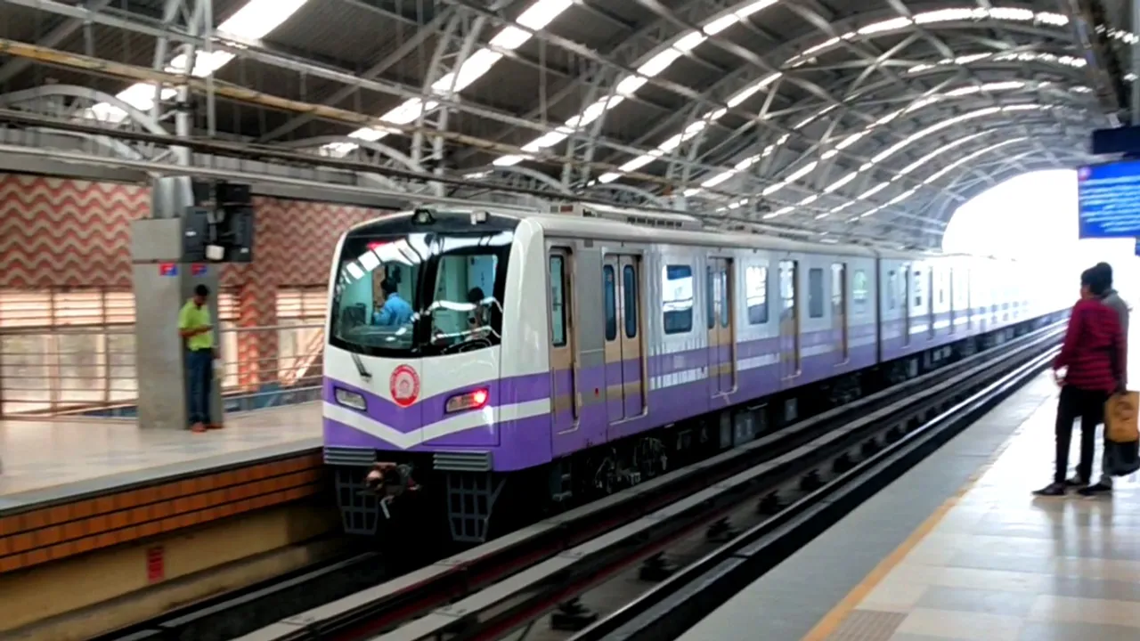 special indicative footprints on platforms and arrow marks on ceiling installed at esplanade