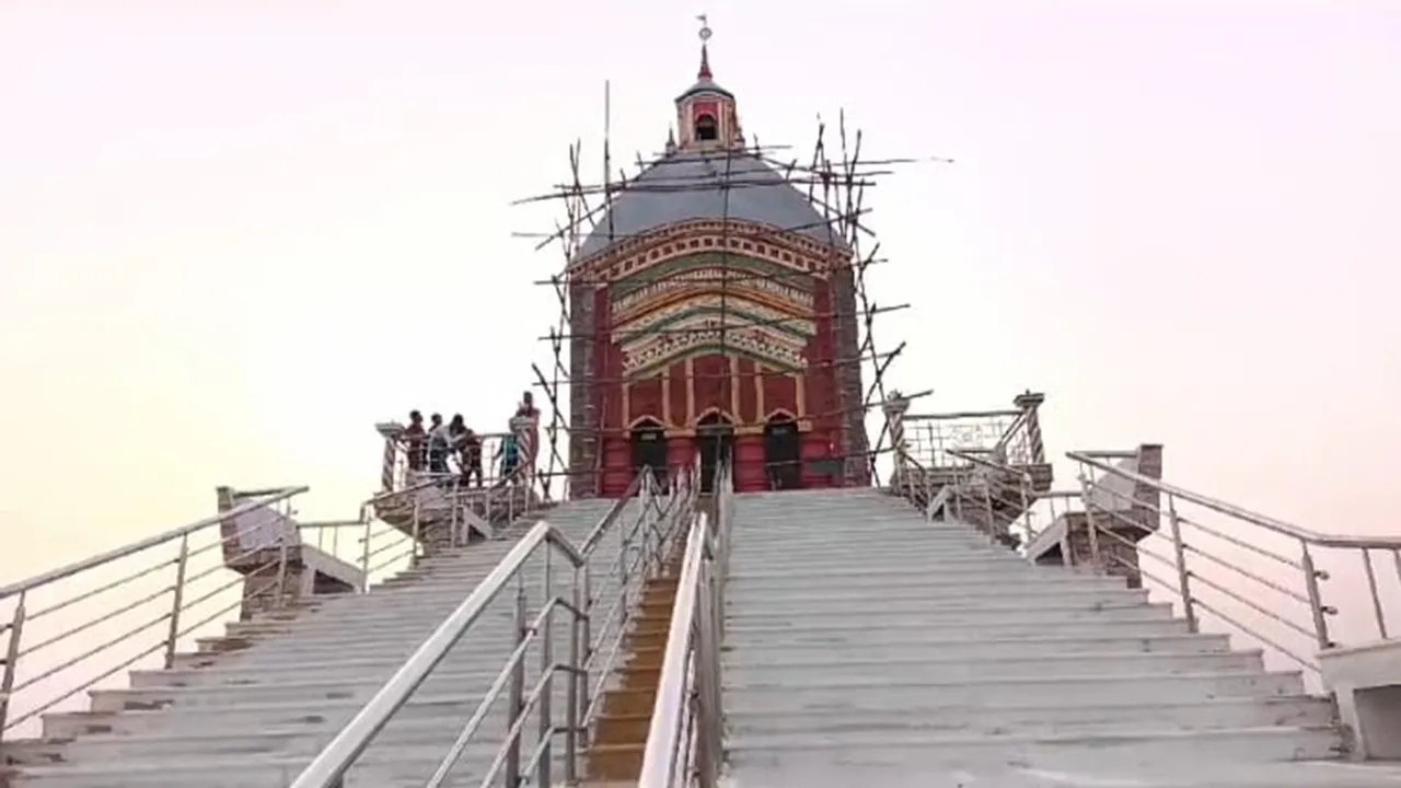 temple built on the model of Tarapith temple in Panshkura is being reopened