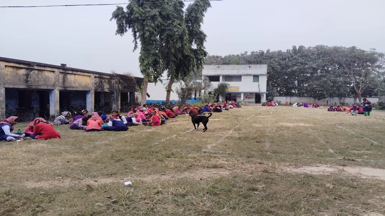 Purba Bardhaman Mangalkot Kaichar Soroshibala Balika Vidyamandir Mid Day Meal, পূর্ব বর্ধমান মঙ্গলকোট কৈচর ষোড়শীবালা বালিকা বিদ্যামন্দির মিড ডে মিল