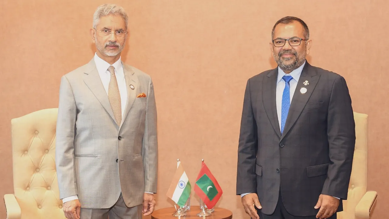 External Affairs Minister S Jaishankar with his Maldivian counterpart Moosa Zameer. (X/Jaishankar)