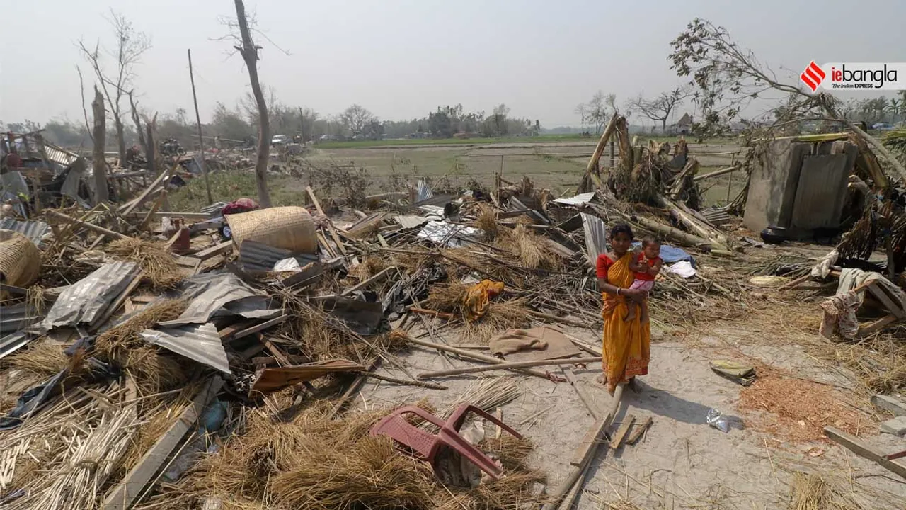 In Jalpaiguri barnish residents are desperate to get out of the storm situation