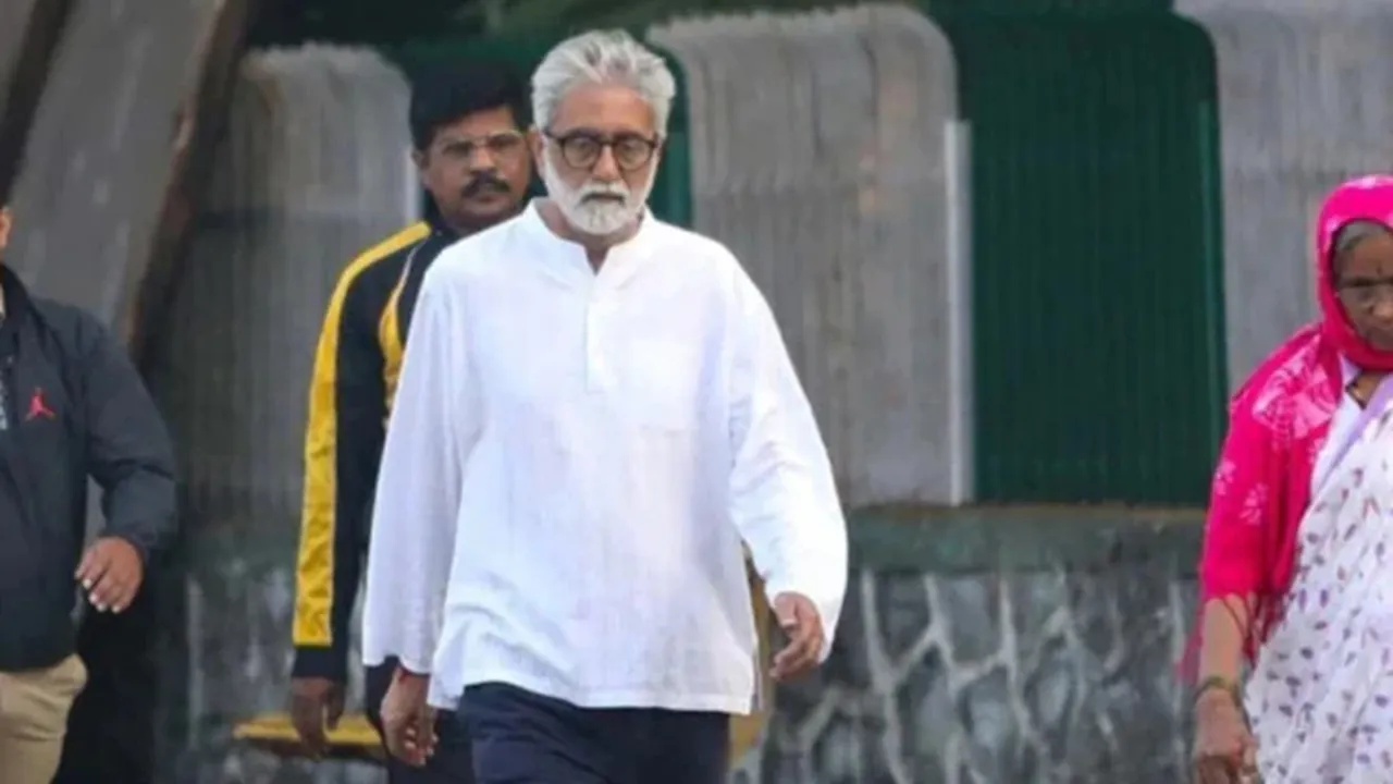 Activist Gautam Navlakha, granted bail, সমাজকর্মী গৌতম নভলাখা