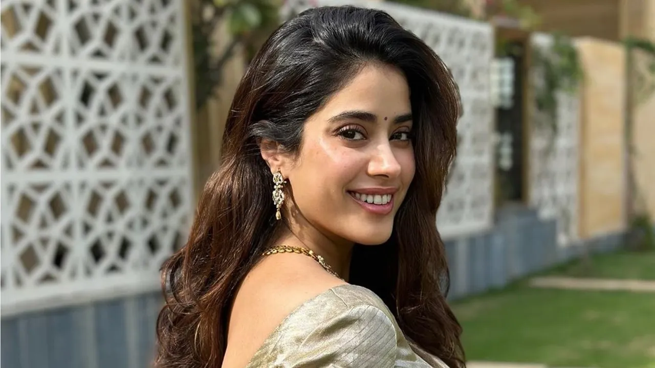 Janhvi Kapoor snuck a boy out