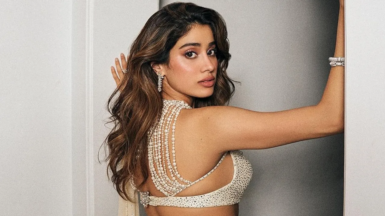 Actress janhvi Kapoor shared she had accident while training on new film