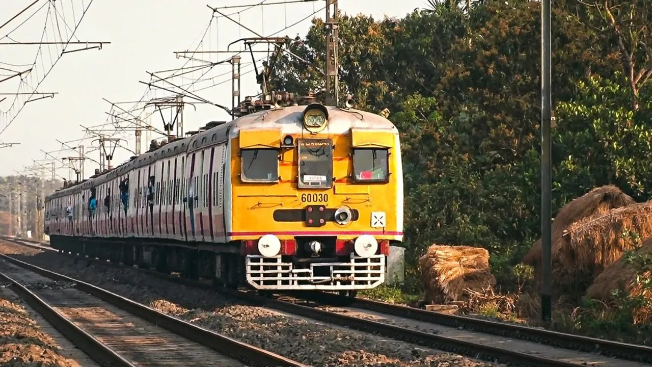 train service resumed through platform no 1 to 5 at sealdah station