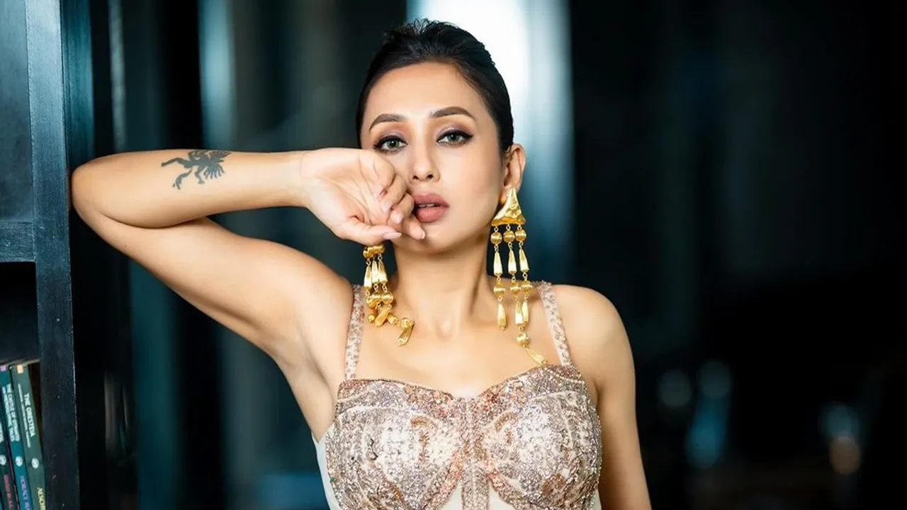 mimi Chakraborty, mimi Chakraborty news, mimi Chakraborty updates, mimi Chakraborty Tollywood, mimi Chakraborty posts, mimi Chakraborty controversy