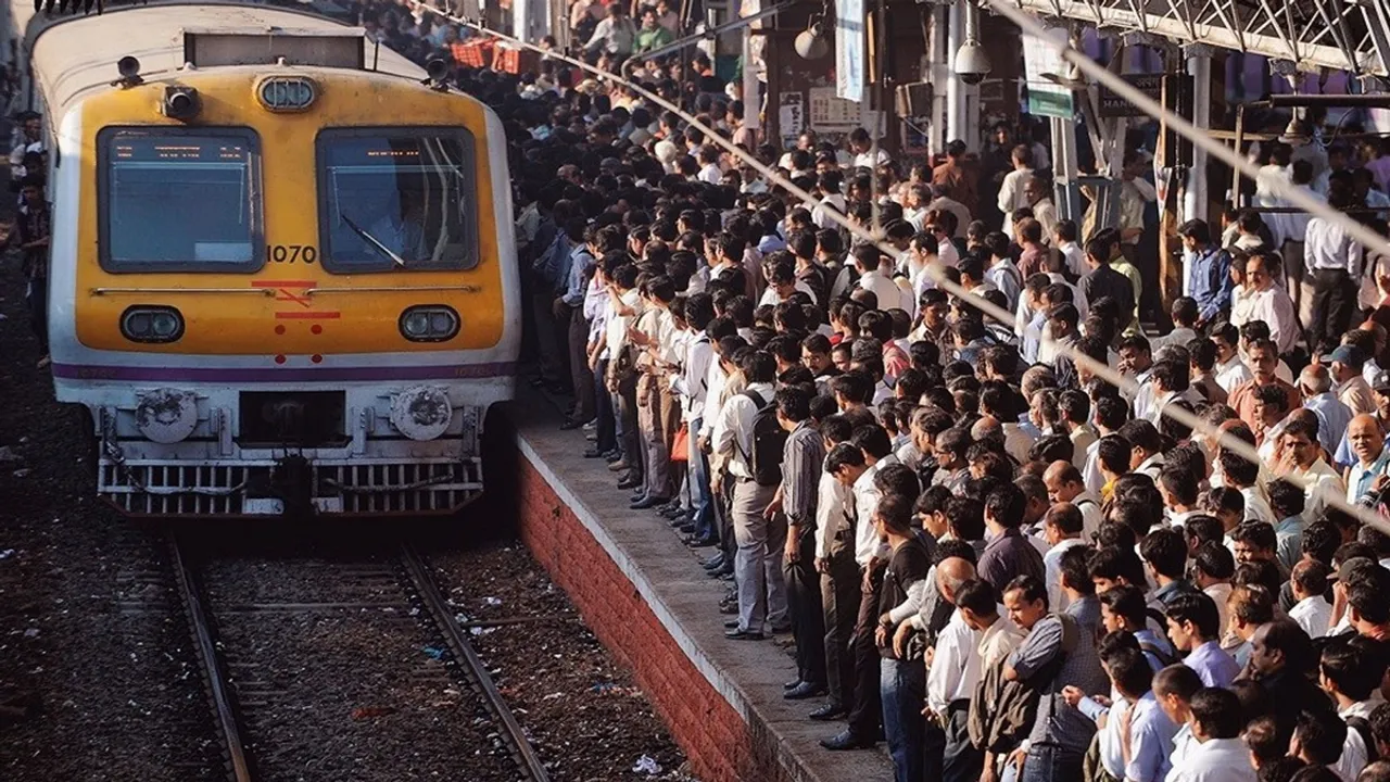 10000 ticketless passengers detected Sealdah Division Ticket Checking Drive