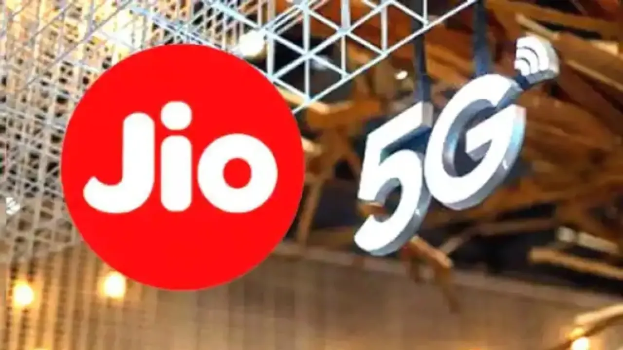 jio, reliance jio, Jio Free Recharge, Telecom News, Tech news, Jio Launch, Jio Plan Launch, Jio Offer, Jio Recharge Offer, Jio OTT Plan, Jio OTT Plan Launch, Jio Rs 329 Plan, Jio Rs 949 Plan, Technology News, Airtel, BSNL, BSNL Offer, BSNL Plan, ott streaming service, tech news, Jio Rs 1049 Plan, Jio Best Plan, Jio Data Offer,"