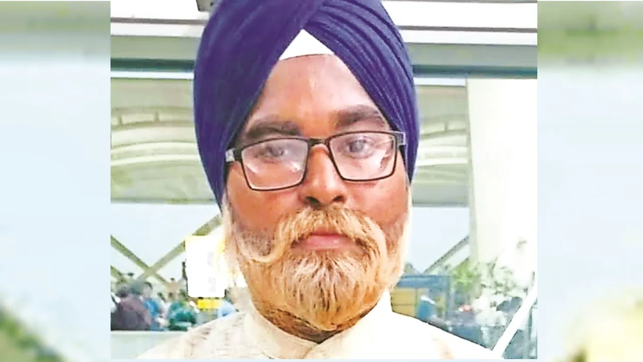 man caught at IGI airport, US donkey route, delhi airport Police, cheating case, blue turban man caught, Departure Immigration, Indira Gandhi International airport, Indian express news