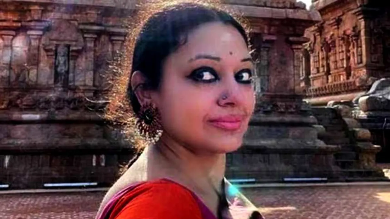 shobana 1