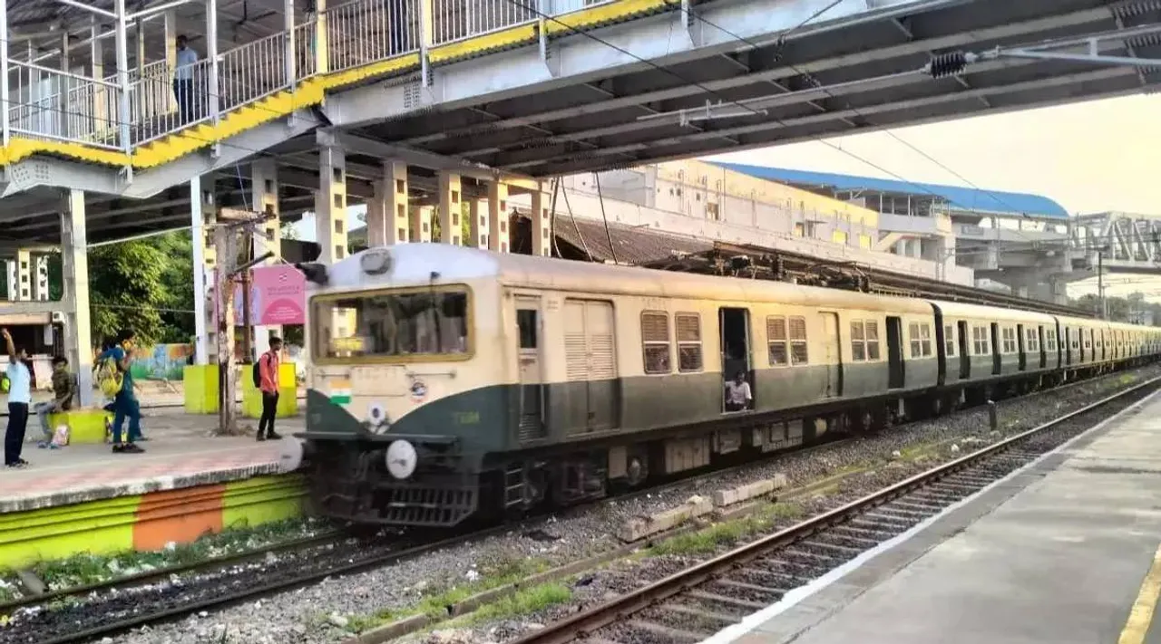 Chennai suburban trains .jpg