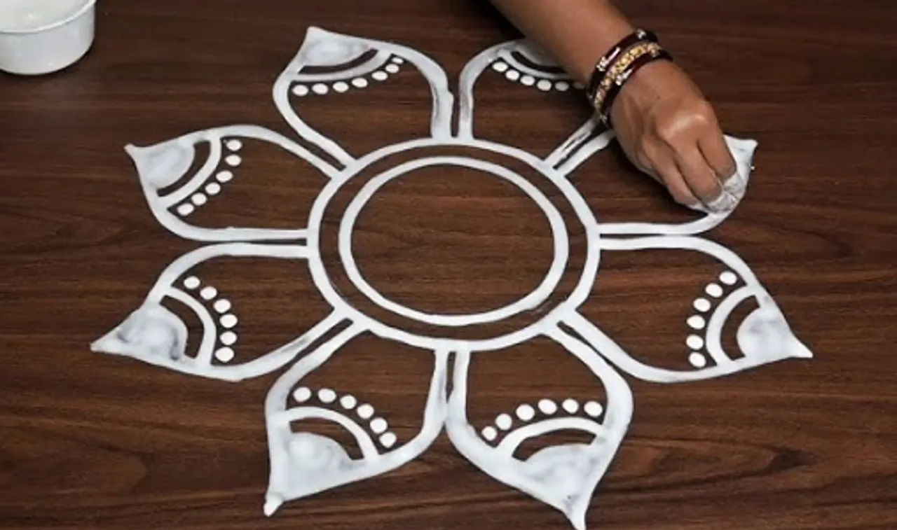 arisi maavu kolam
