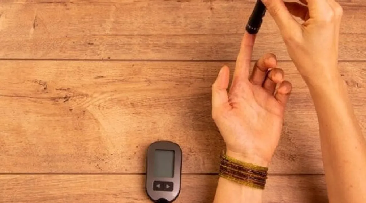 Diabetes monitor