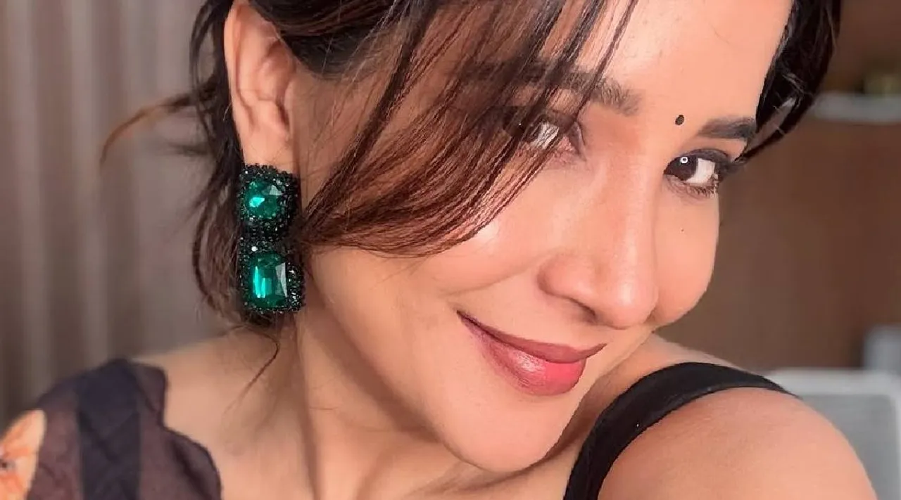 Actress Sakshi Agarwal
