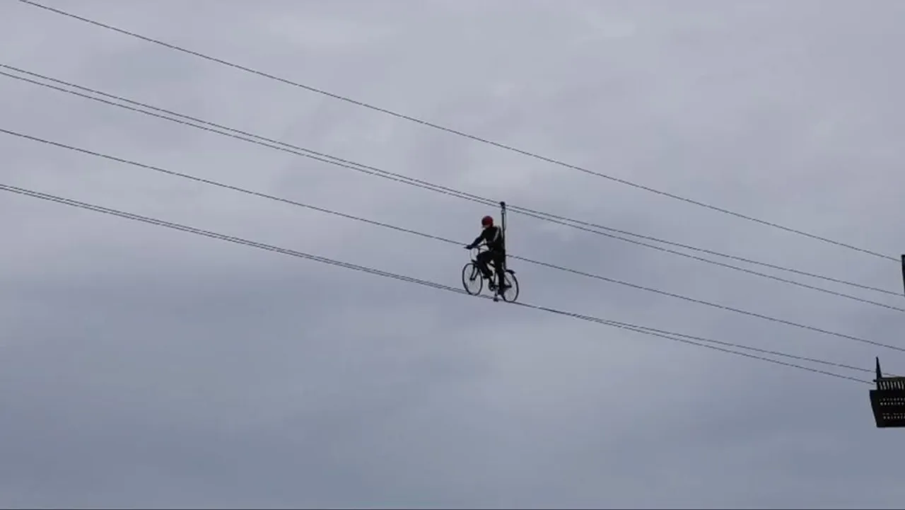 Zip line cycling trial 