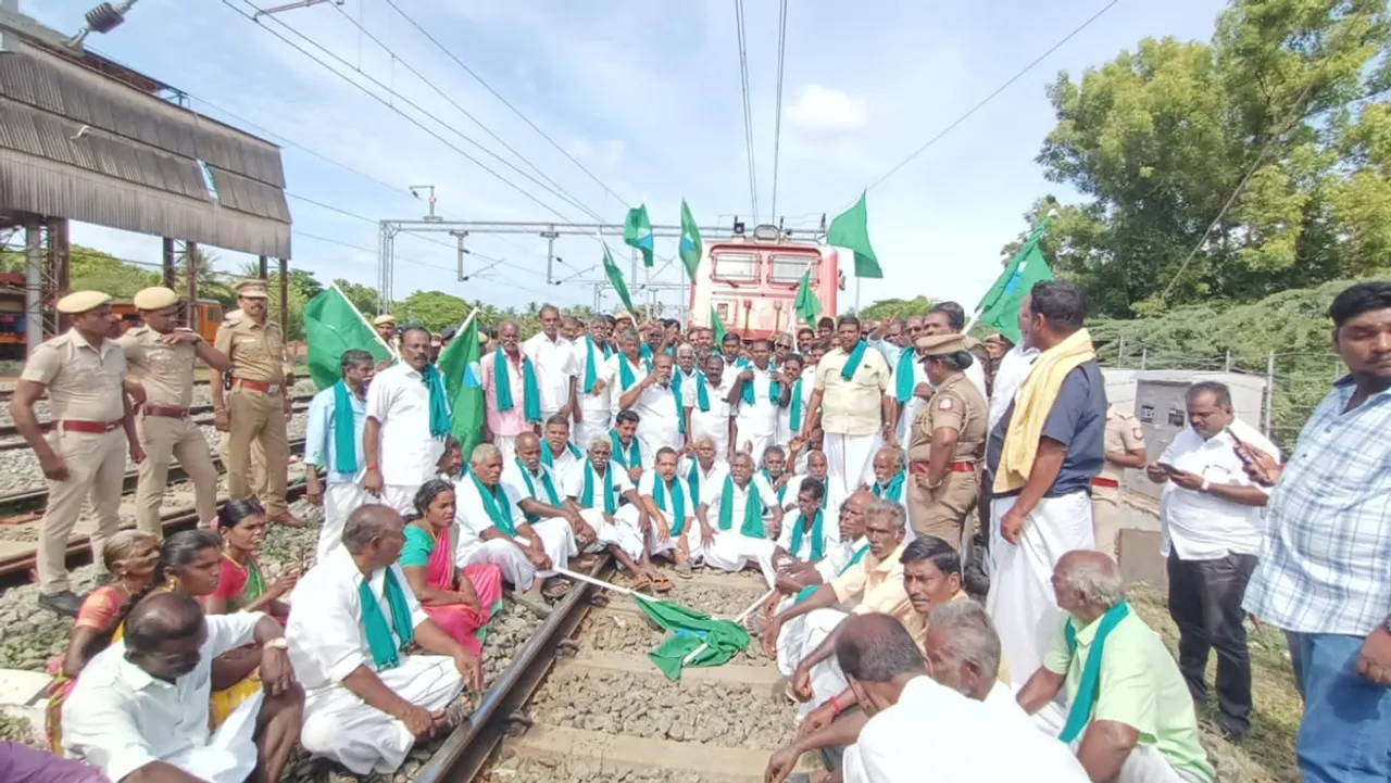 rail roko protest in tiruvarur