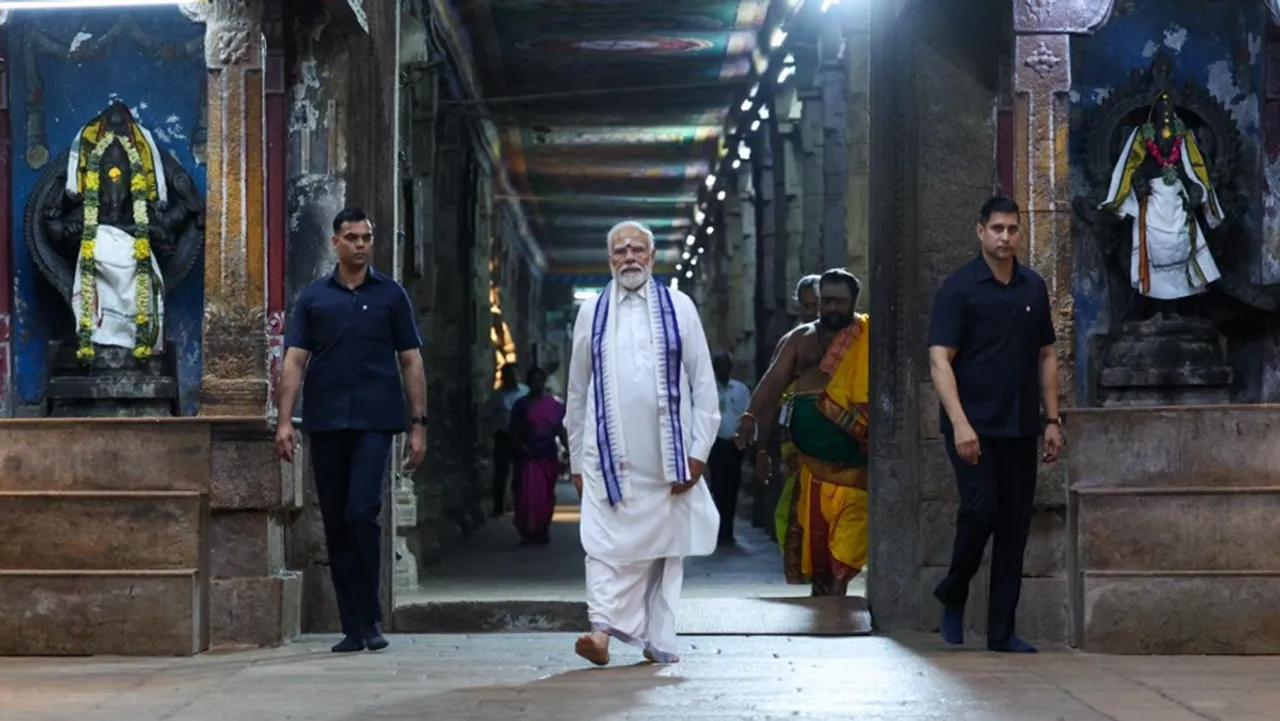 Prime Minister Narendra Modis darshan at Madurai Meenakshiyamman Temple