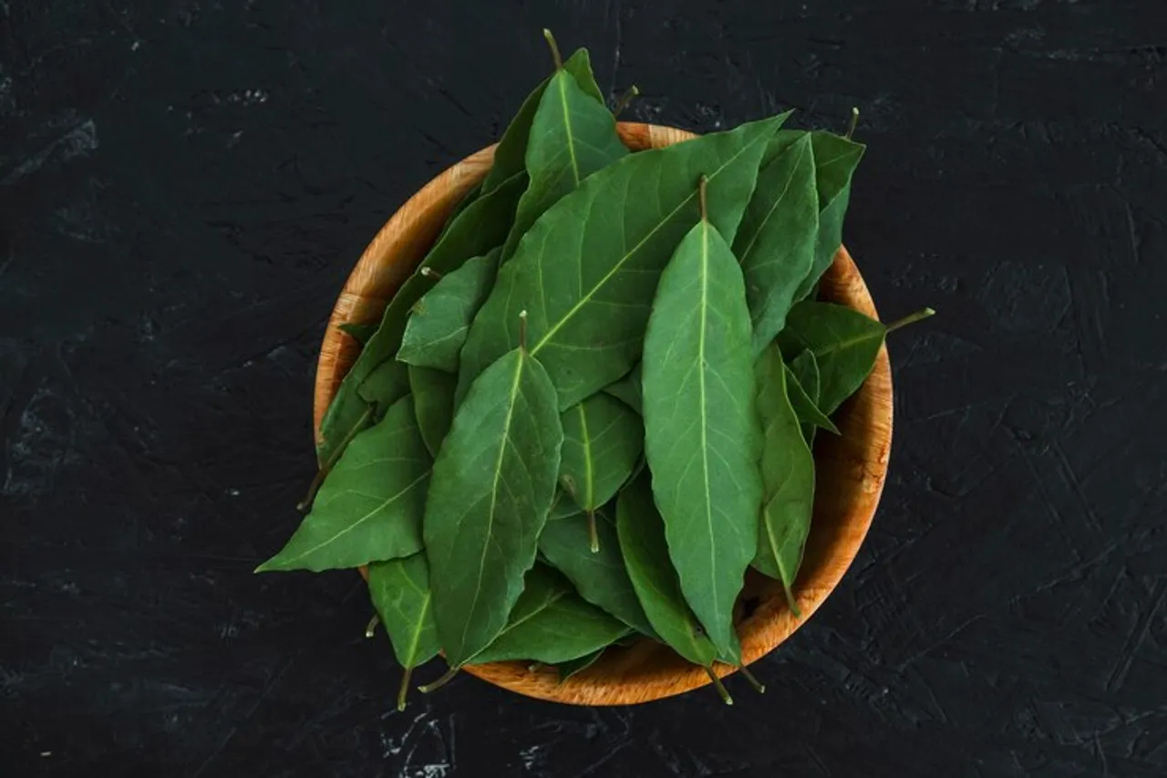 curry leaves