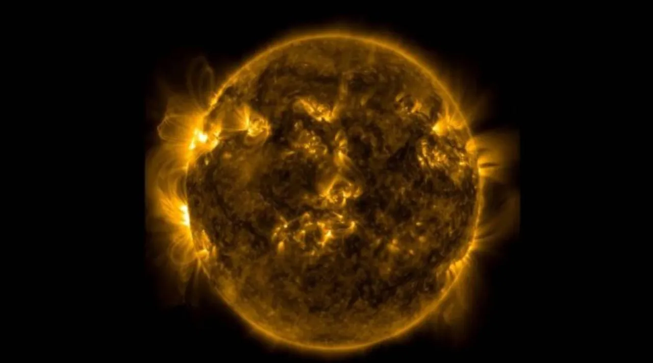 Solar flare.jpg