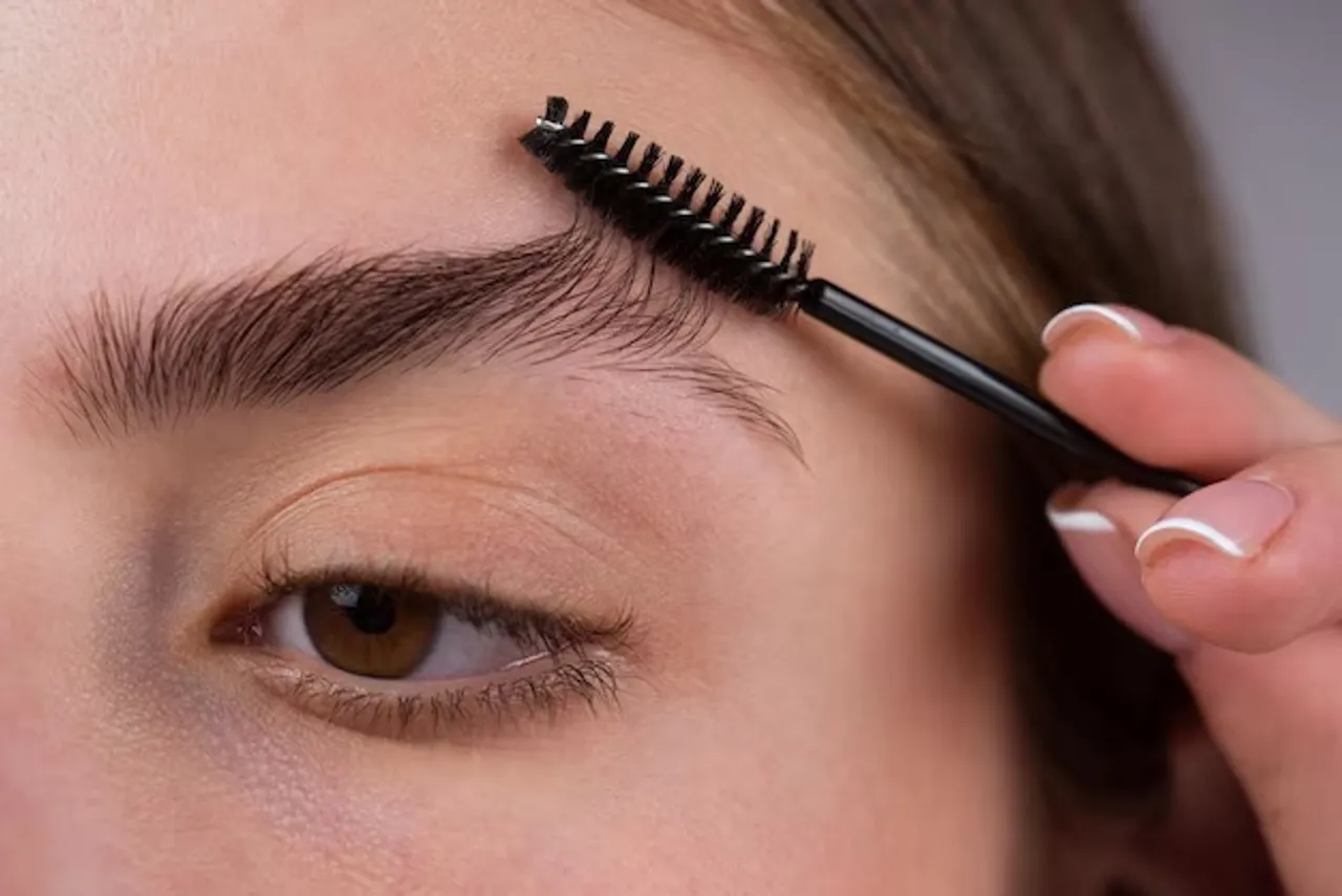 eye brow