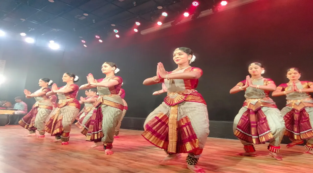 Kovai Bharathanatiyam