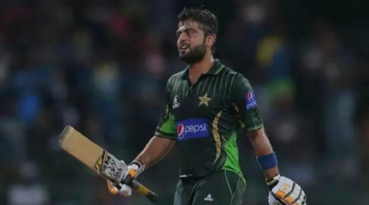 Ahmed Shehzad withdraws from Champions Cup due to PCB favoritism Fresh controversy in Pakistan cricket Tamil News 