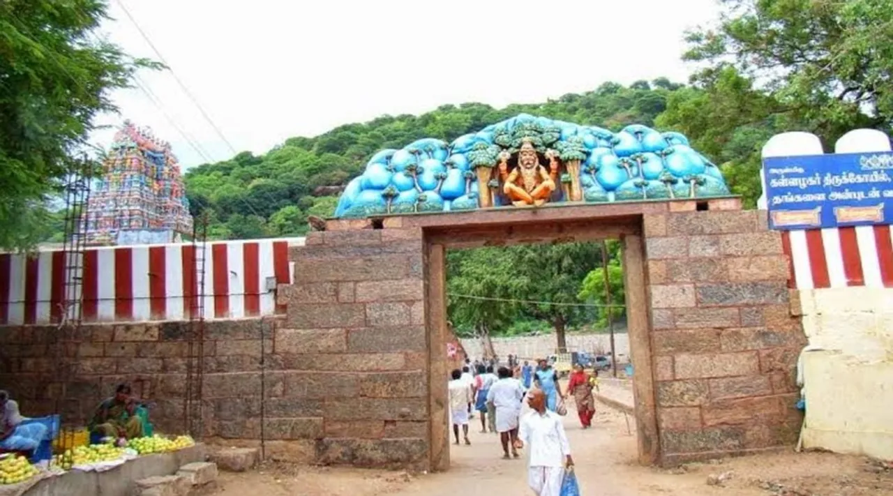 A kallazhagar temple