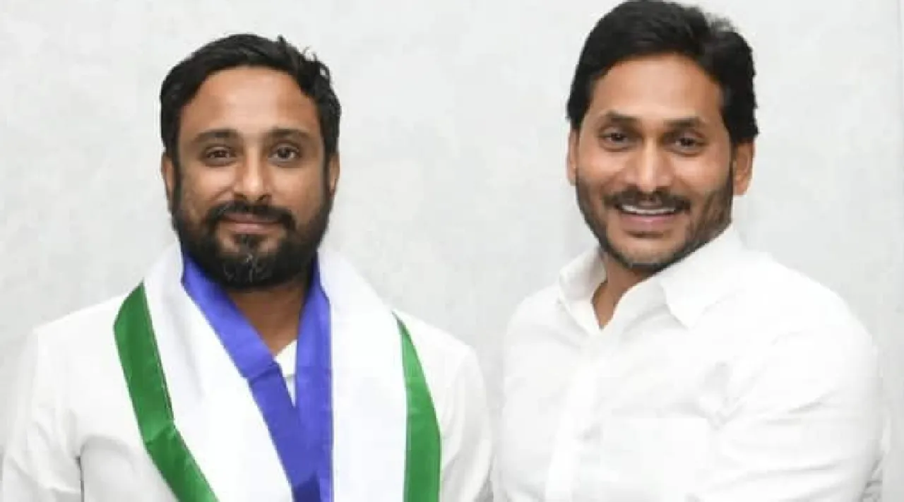  Ambati Rayudu quits YSRCP after One week of joining and takes break from politics Tamil News 