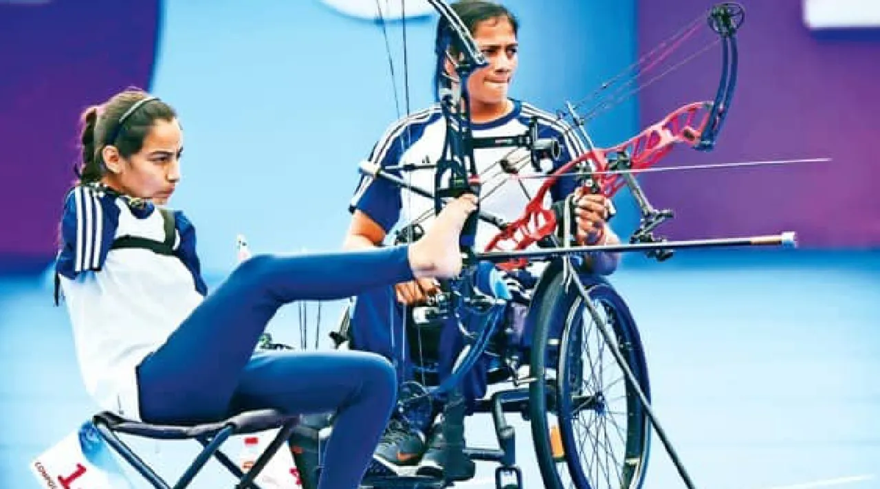 Sheetal Devi armless archer With three medals at Asian Para Games Tamil News  