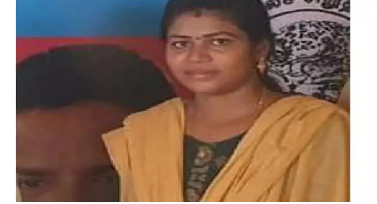 தலித் பெண் ஊராட்சி மன்ற தலைவர்