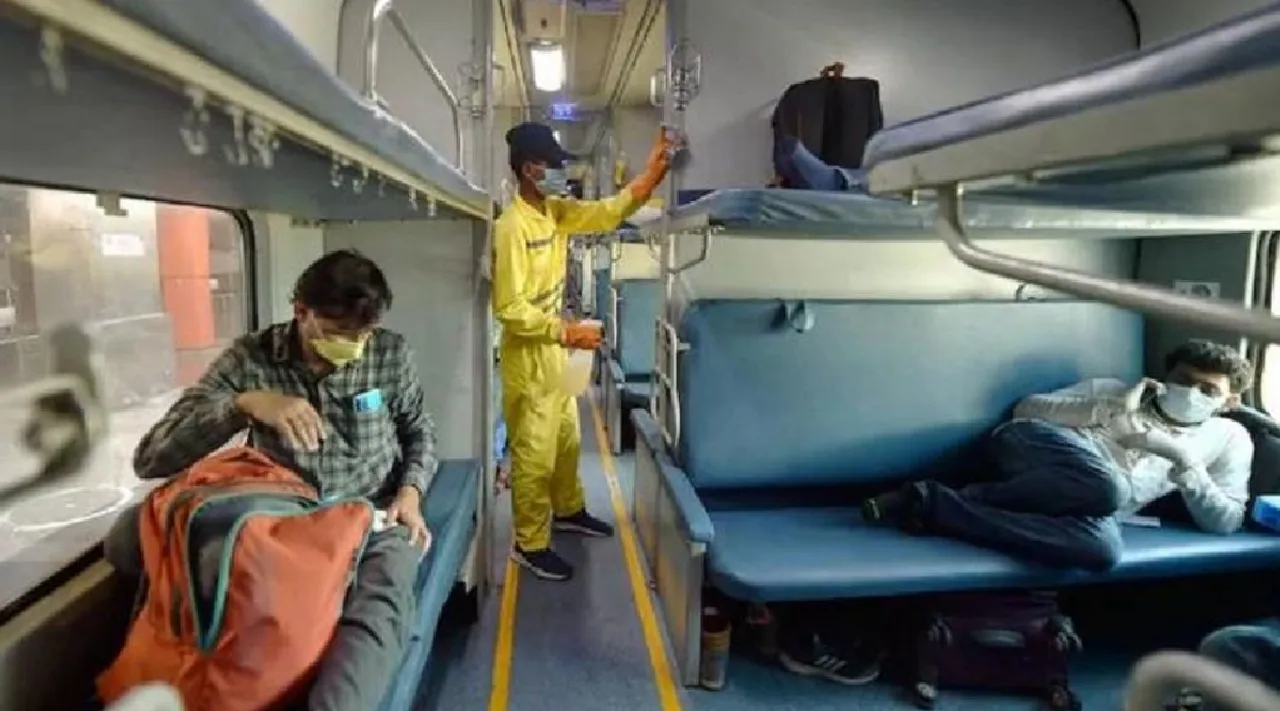 Indian Railways changed the rules for sleeping in AC and sleeper coaches Tamil News 