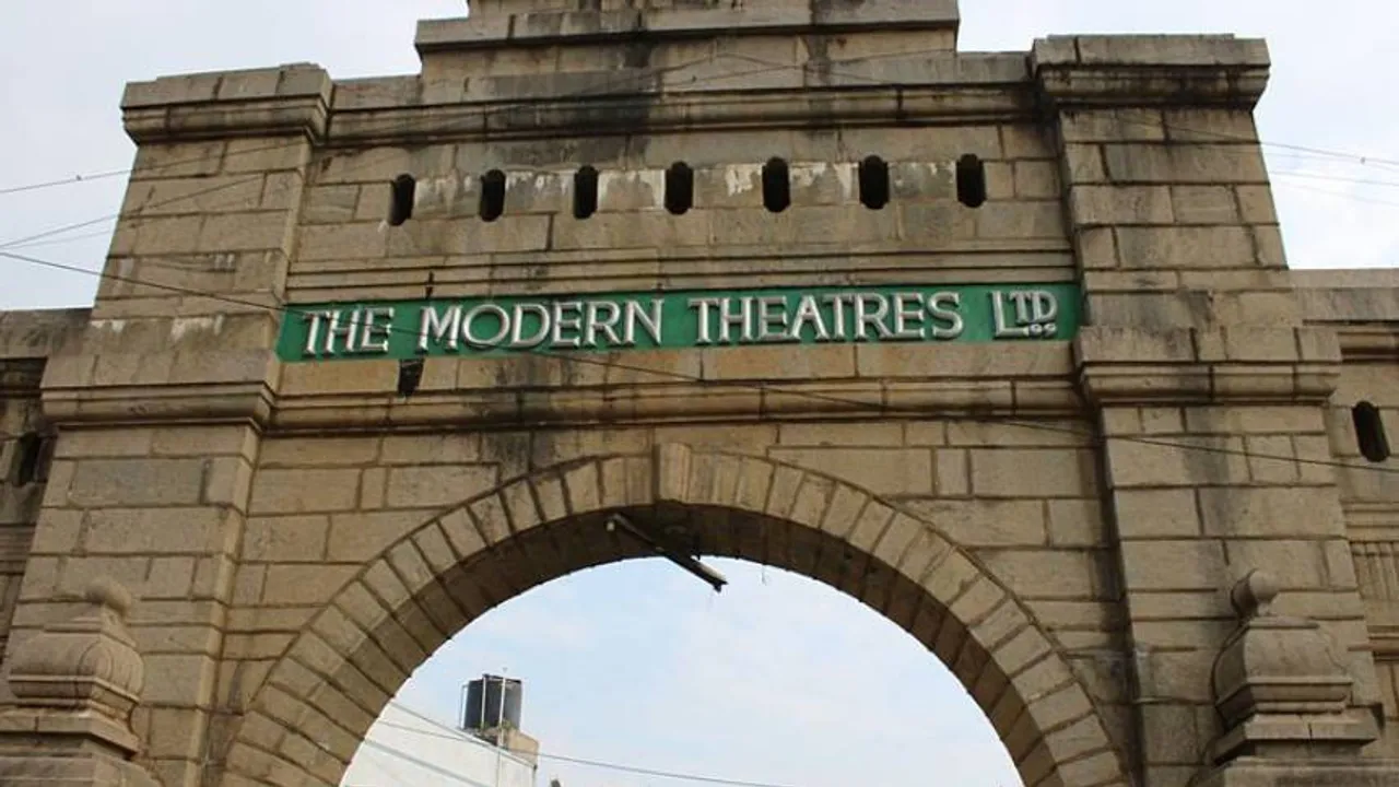 Modern Theatres