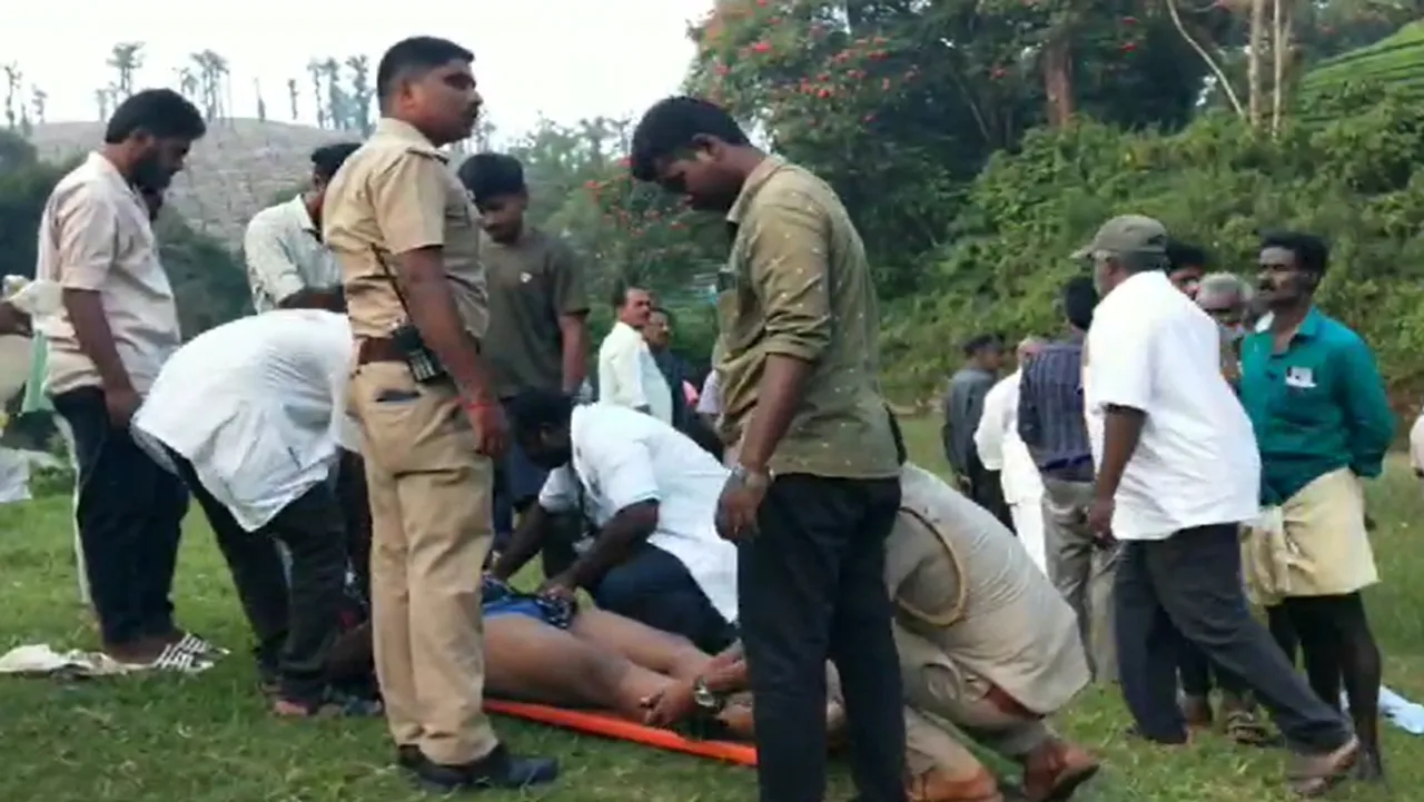 5 college students Valparai drowned in the river