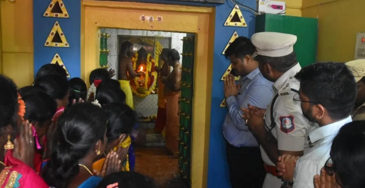 Gummidipoondi amman temple