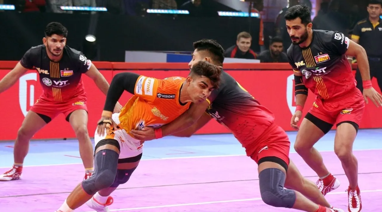 Bengaluru Bulls vs Puneri Paltan and Dabang Delhi KC vs Jaipur Pink Panthers PKL Season 10 match updates in tamil 