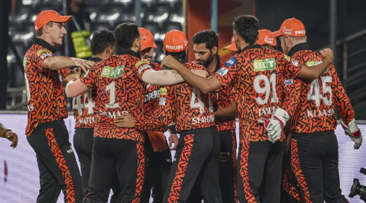 Hyderabad in playoffs RCB vs CSK to shootout for final qualifying spot over weekend Tamil News 