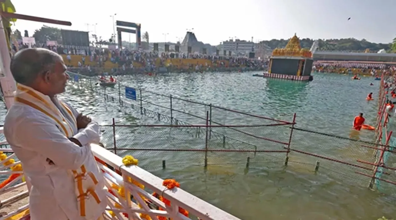 இந்த தரப்பினருக்கு மாதம் 1000 டோக்கன்; இலவச லட்டு: திருப்பதி தரிசனம் சலுகையில் மாற்றமே இல்லை!