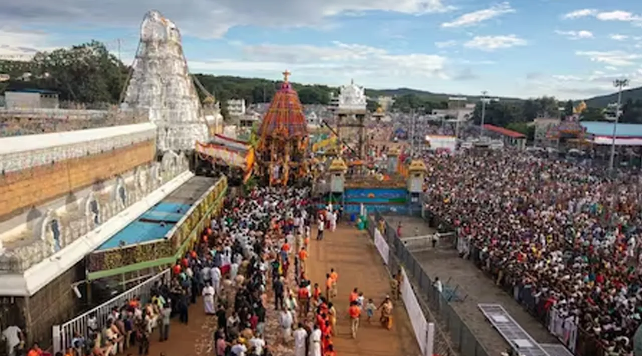 இந்த தரப்பினருக்கு மாதம் 1000 டோக்கன்; இலவச லட்டு: திருப்பதி தரிசனம் சலுகையில் மாற்றமே இல்லை!