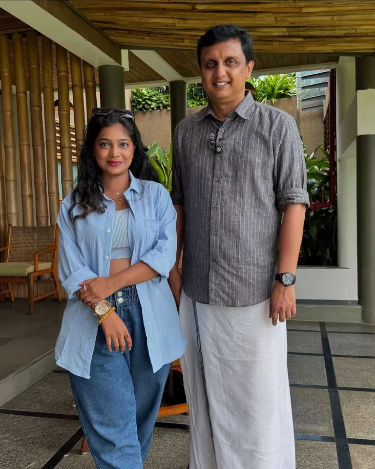 vj parvathy instagram  