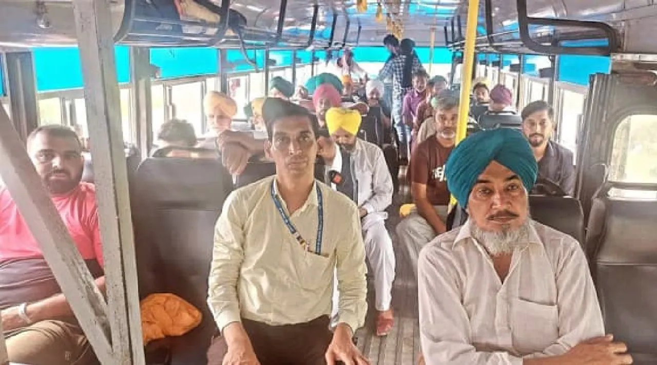 Punjab teachers as bus in-charges to ferry AAP workers 