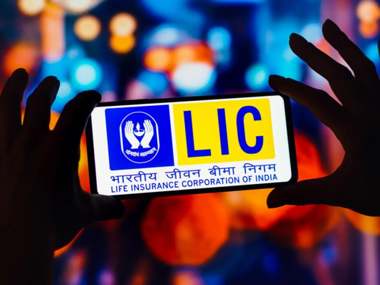 LIC 