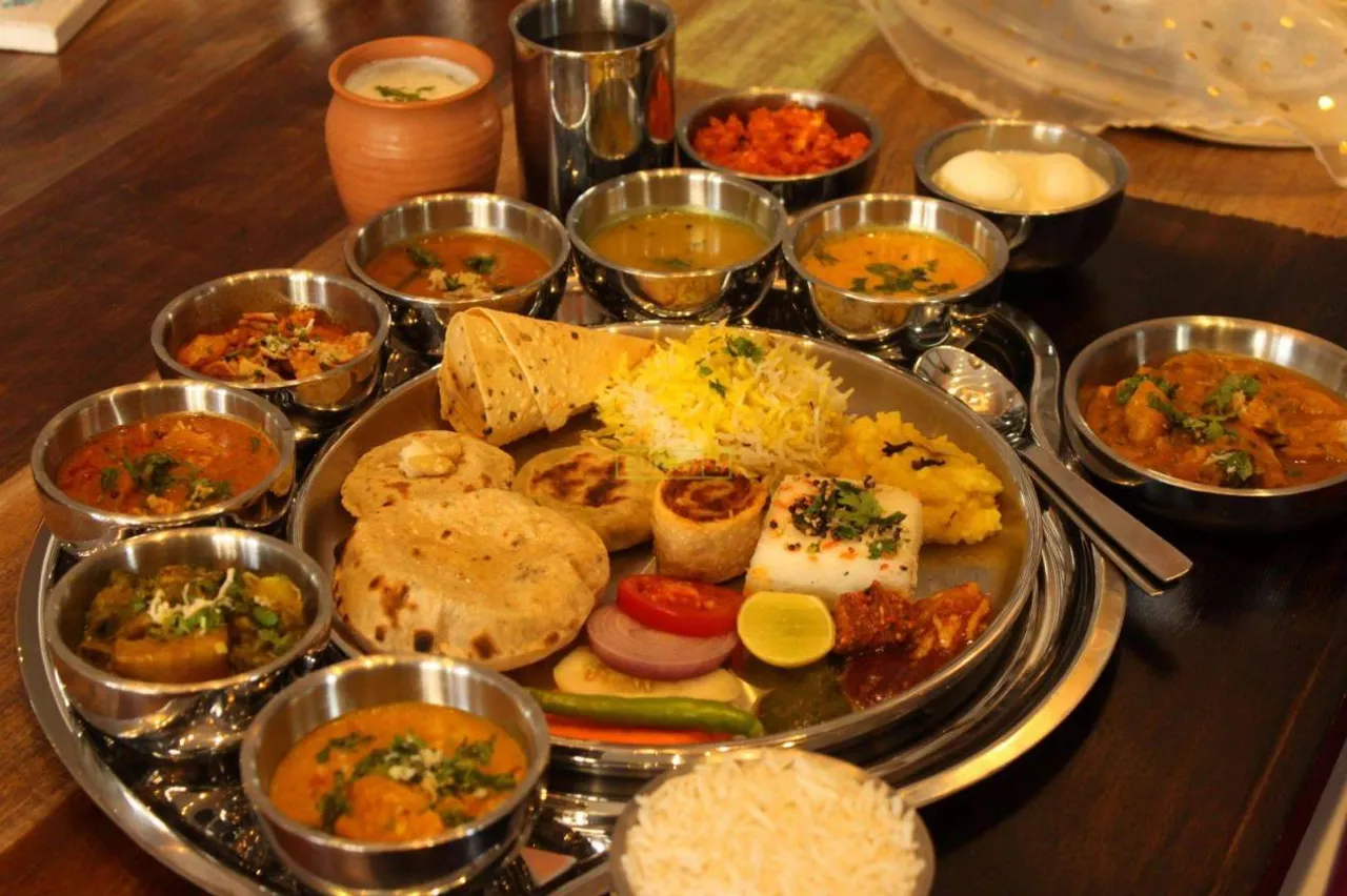 Mouth-Watering Must Try Dishes In Udaipur To Bookmark!