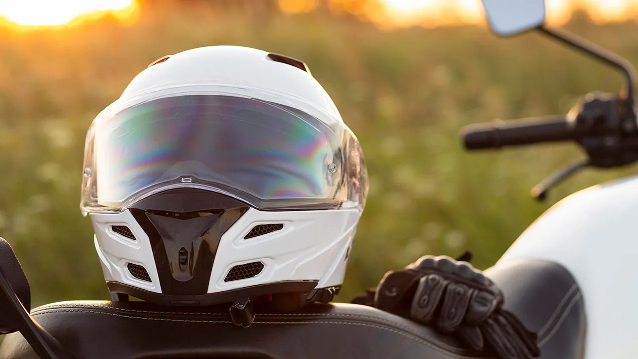 National Technology Day: Know these Brands offering Smart Helmets