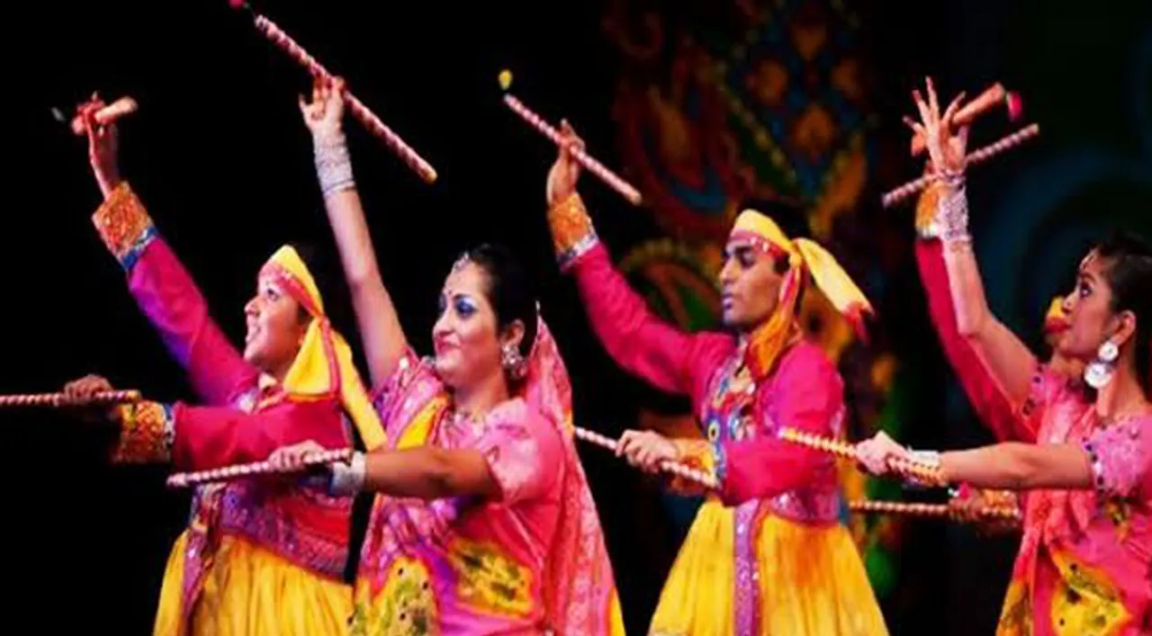 Don't Miss out on These Dandiya Nights in Pune