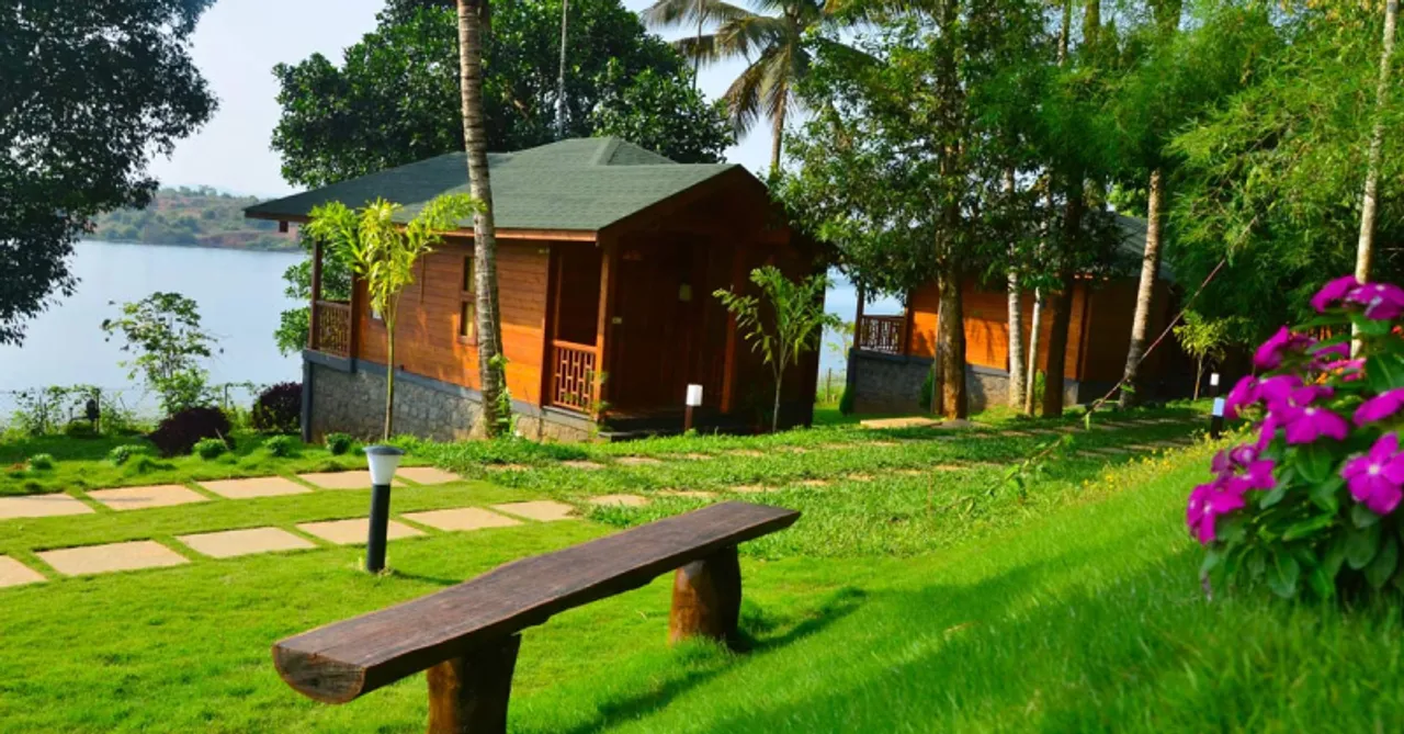 These resorts in Kerala are open for tourists! Get the trip planning started!