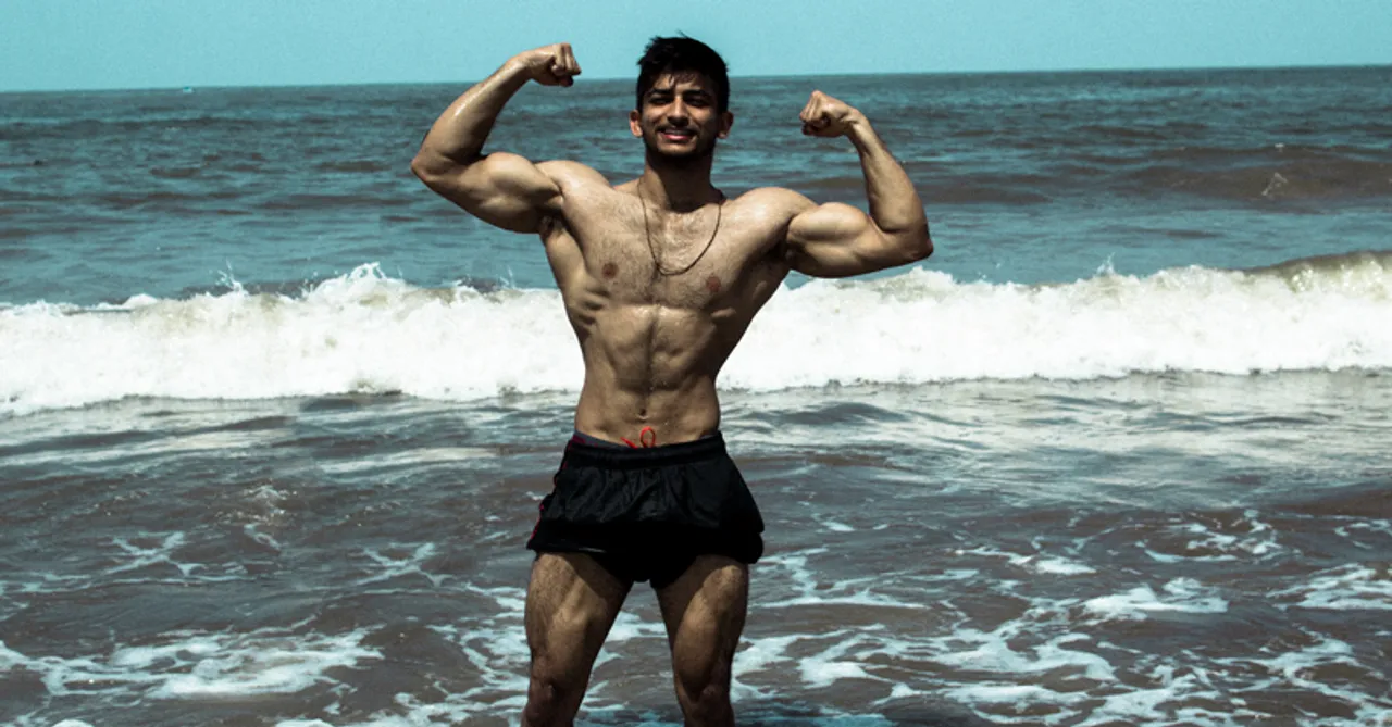Can't get enough motivation to hit the gym? Meet Kritarth Chauhan, a callisthenics athlete, who is winning hearts on social media for his fitness!