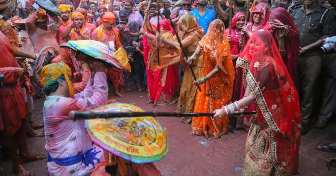 Holi aayi re! Did you know these forms of celebrating Holi popular at different places in India?