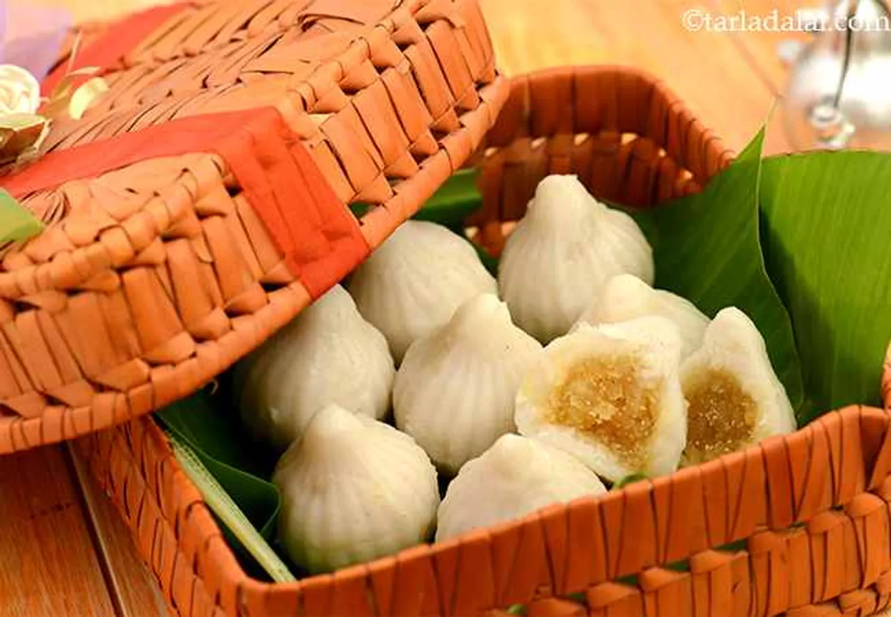 Ganpati Aala Re! Check out these Sweet and Modak shops in Mumbai for the perfect Ganesh Chaturthi Celebration!